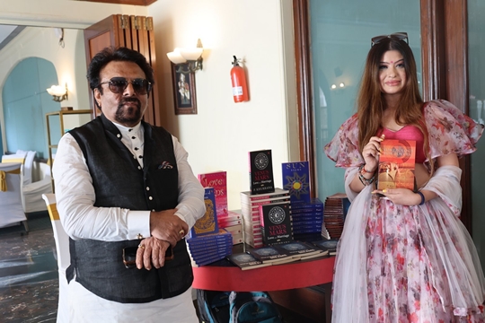 Astrology Is A Way Of Life – Says International Celebrity Astrologer Acharya P  Khurrana In His SPIRITUAL SESSION In Mumbai  With Disciple Shilpa Dhar