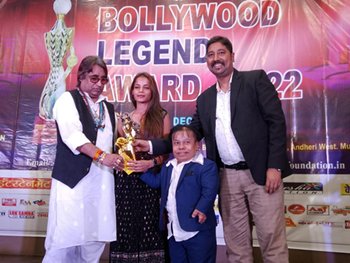 Successful And Grand Organization Of 4th Bollywood Legend Award 2022 By Krishna Chauhan Foundation