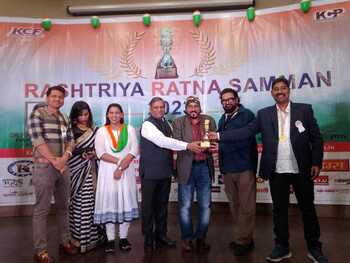 Grand And Successful Organization Of RASHTRIYA RATNA SAMMAN 2023 Season 2 By Showman With Midas Touch Dr Krishna Chouhan In Mumbai