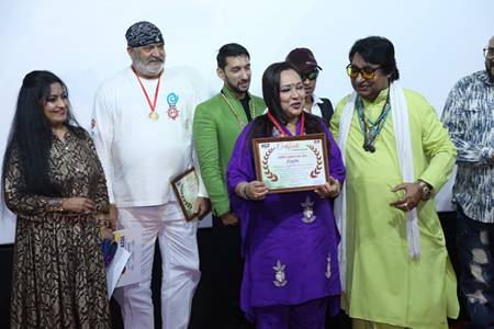 Dr  Krishna Chouhan Organized A Grand “Bollywood Legend Film Festival”, Film Personalities Were Present