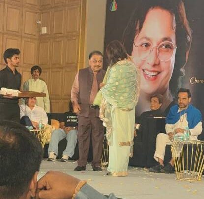 Aslam Lashkaria Honoured with Character Tree Award 2025