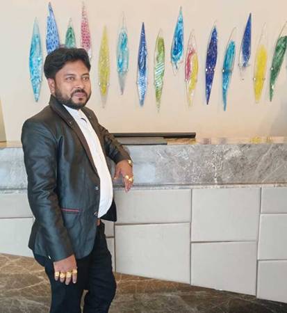 Dr Kalu Shekh – An Inspiring Ayurvedic Doctor Bringing Hope To Infertility Patients