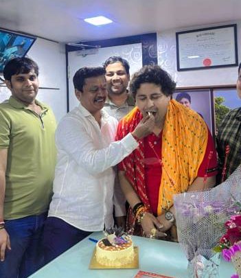 Advocate Vinay Kumar Dubey’s Birthday Celebrated With Great Enthusiasm Across The Nation