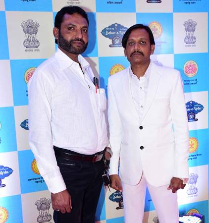 دن  نوجوان آوازیں، ادبی حکمت و روحانی شب