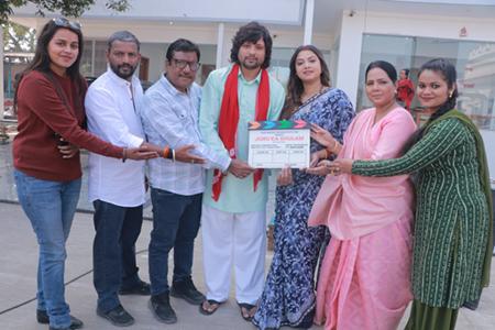 प्रोड्यूसर से डायरेक्टर बने विजय यादव, शुरू किया प्रेम सिंह और रक्षा गुप्ता की ‘जोरू का गुलाम’ की शूटिंग