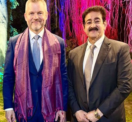 Strengthening India–Slovakia Cultural Diplomacy: Dr. Sandeep Marwah Meets President H.E. Peter Pellegrini